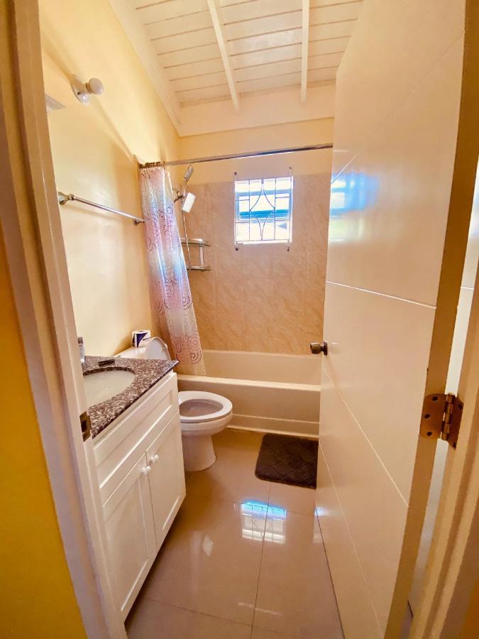 Paradise Villa Shared Onsite Private Pool Onsite Gym Ocho Rios Luaran gambar