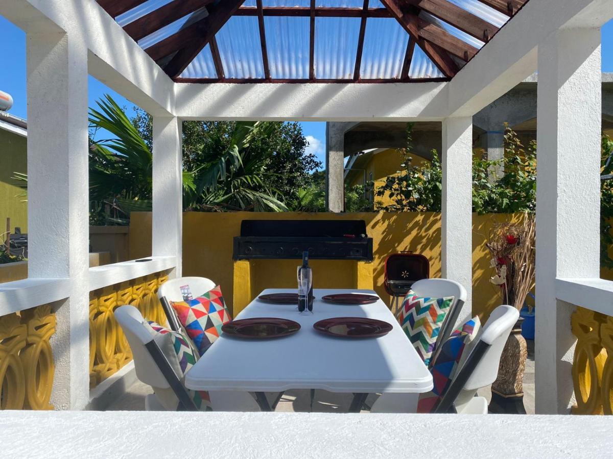 Paradise Villa Shared Onsite Private Pool Onsite Gym Ocho Rios Luaran gambar