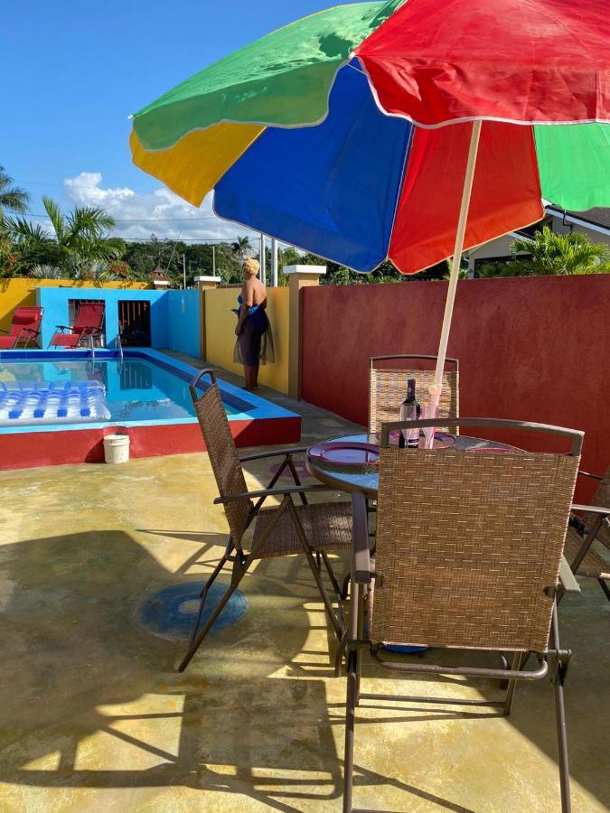 Paradise Villa Shared Onsite Private Pool Onsite Gym Ocho Rios Luaran gambar