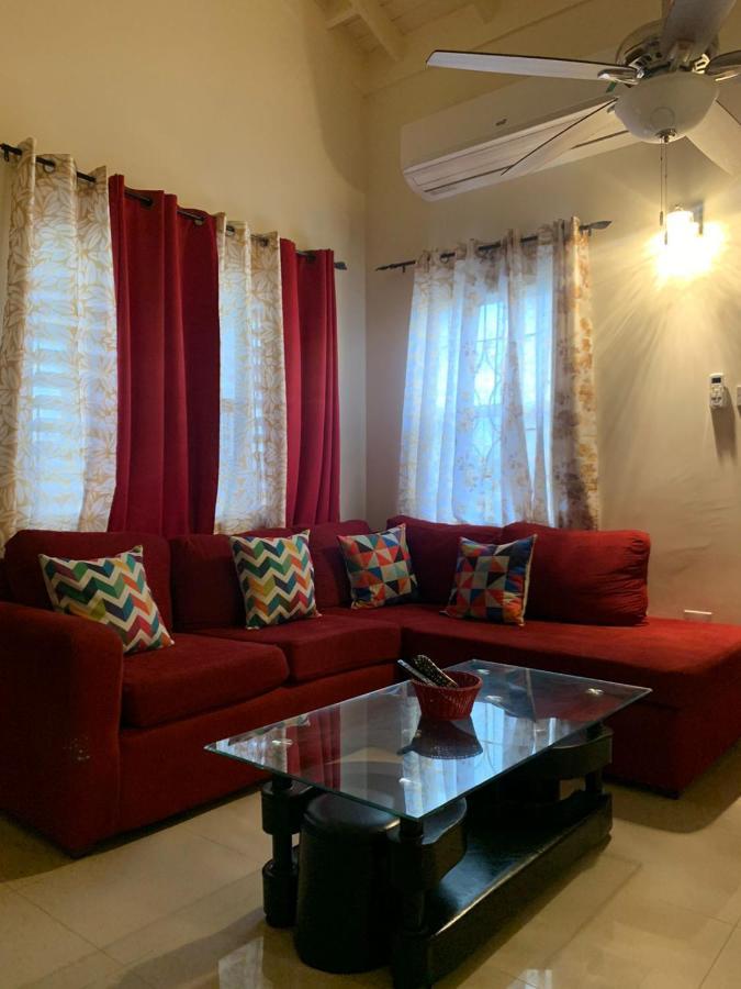 Paradise Villa Shared Onsite Private Pool Onsite Gym Ocho Rios Luaran gambar